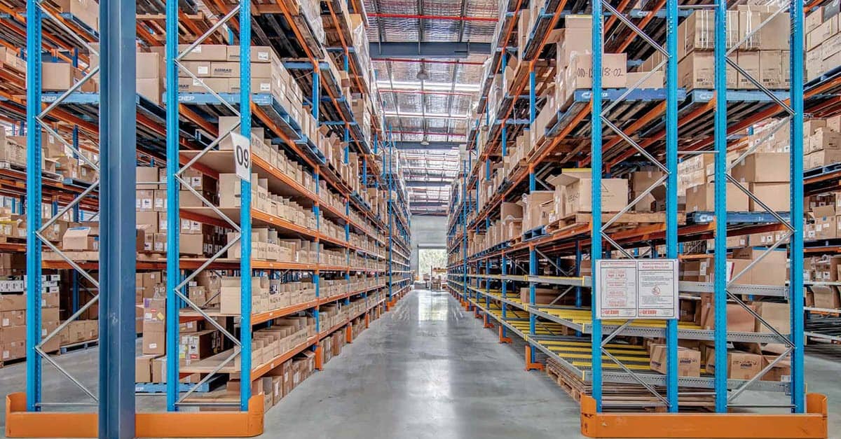 Warehouse interior_LinkedIn_1